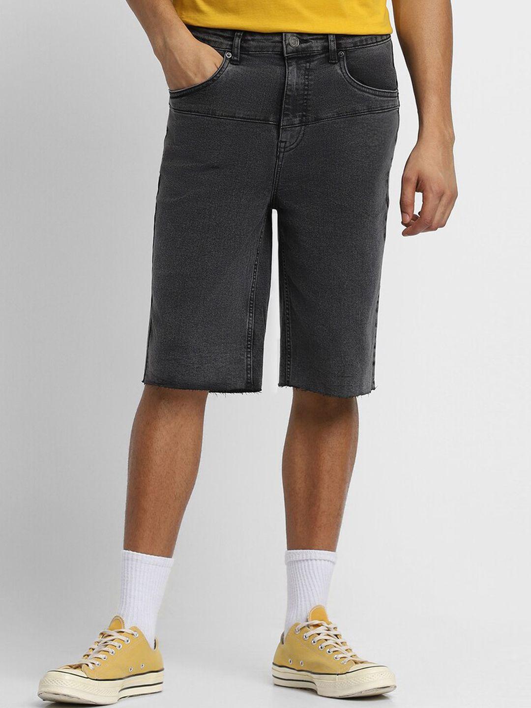 forever 21 men grey mid-rise knee-length denim shorts