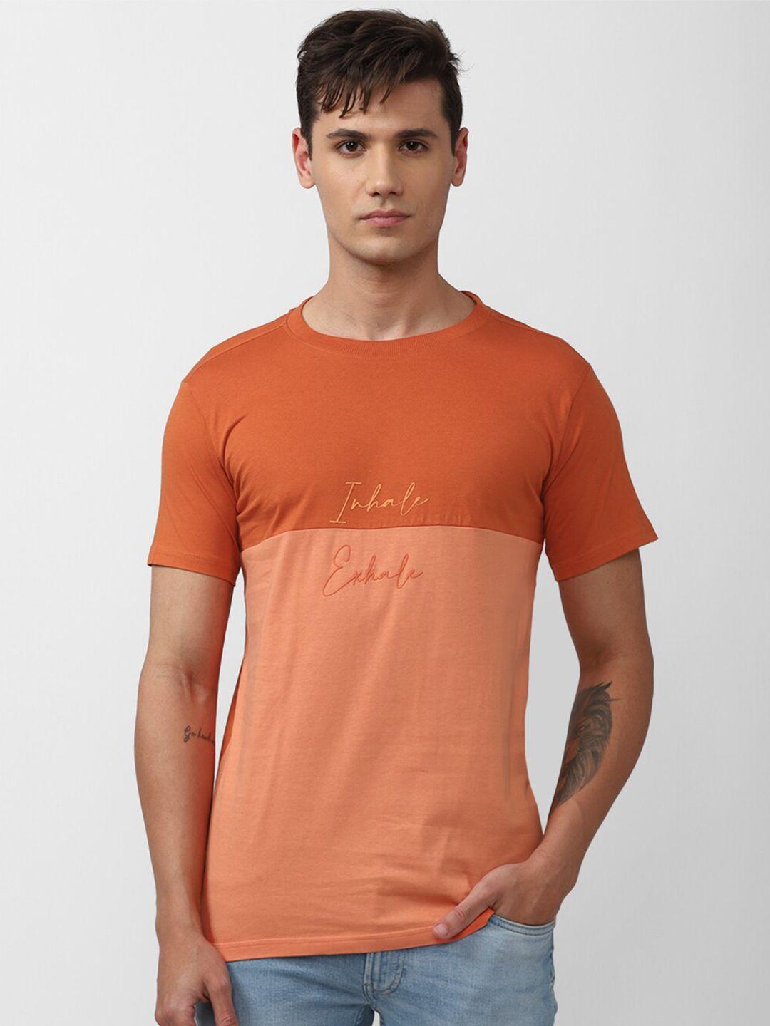 forever 21 men orange colourblocked t-shirt