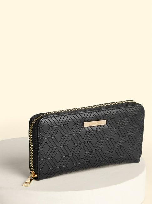 forever glam by pantaloons black textured medium zip around wallet for women