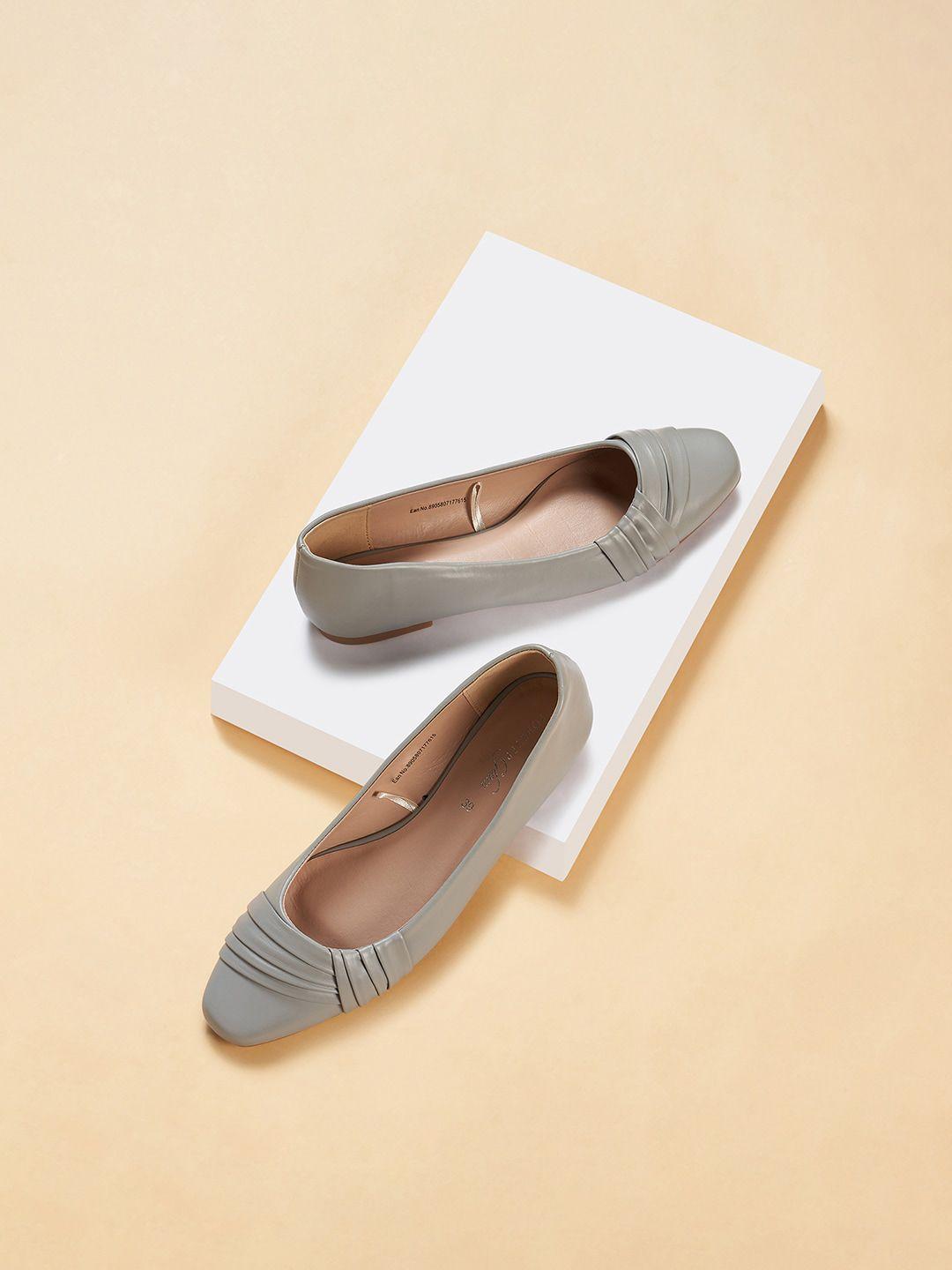 forever glam by pantaloons women grey colourblocked ballerinas flats