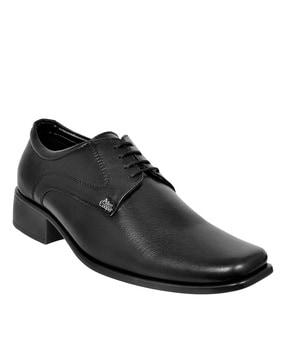 formal lace-up shoes