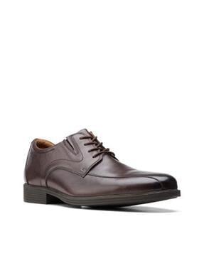 formal lace-up shoes