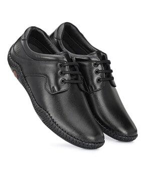 formal lace-up shoes