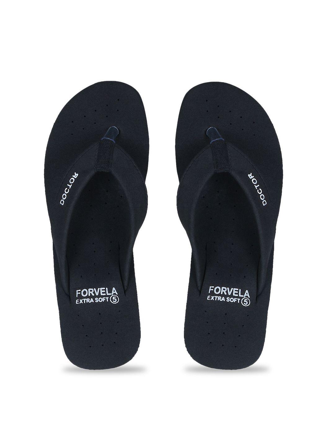 forvela women black & white printed rubber thong flip-flops