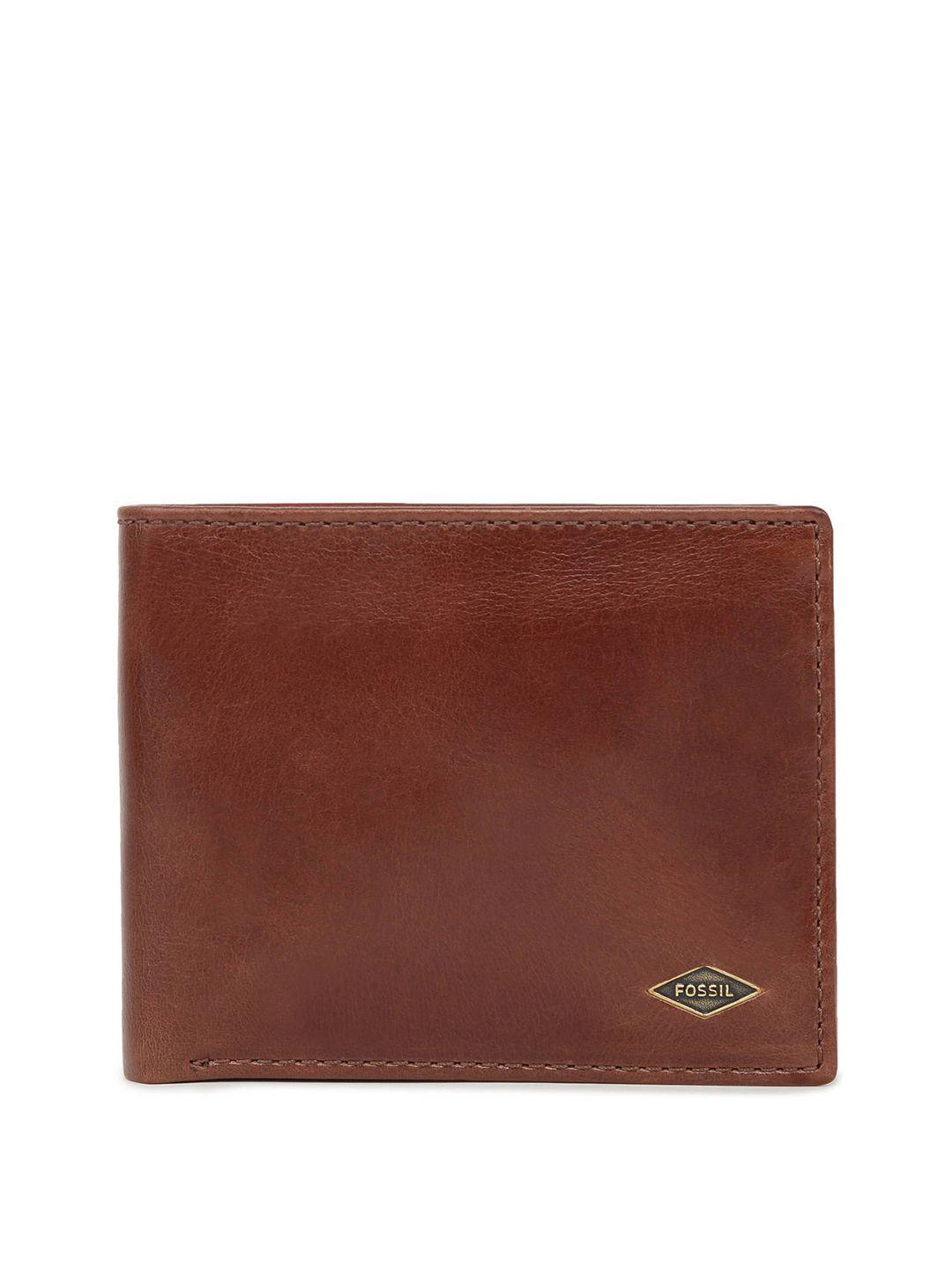fossil men brown solid leather two fold wallet