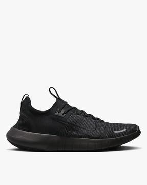 free rn fk next nature training shoes