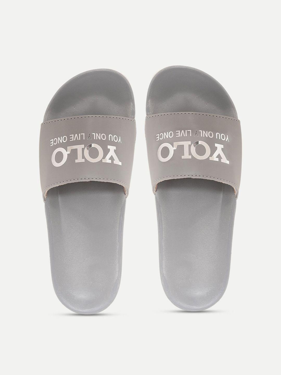 freeco women grey & white printed sliders