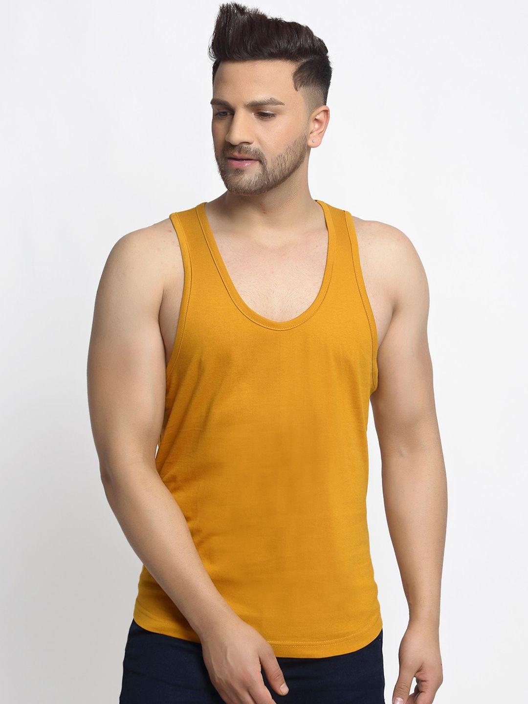 friskers men mustard solid cotton gym vest
