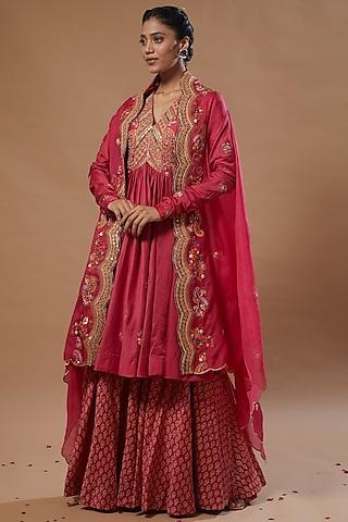 fuchsia embroidered cape set