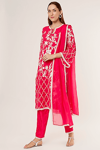 fuchsia embroidered kurta set