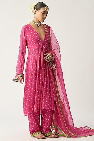 fuchsia hand embroidered kurta set