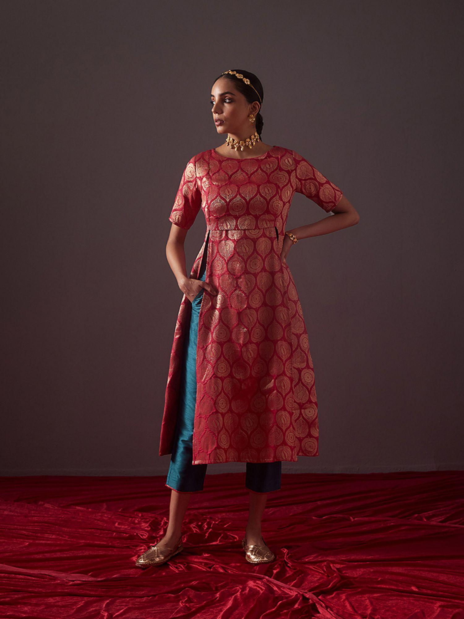 fuchsia pink banarasi zari overlapped kurta with front slits