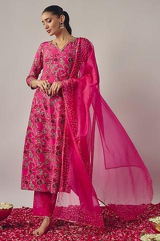 fuchsia pink crepe embroidered kurta set