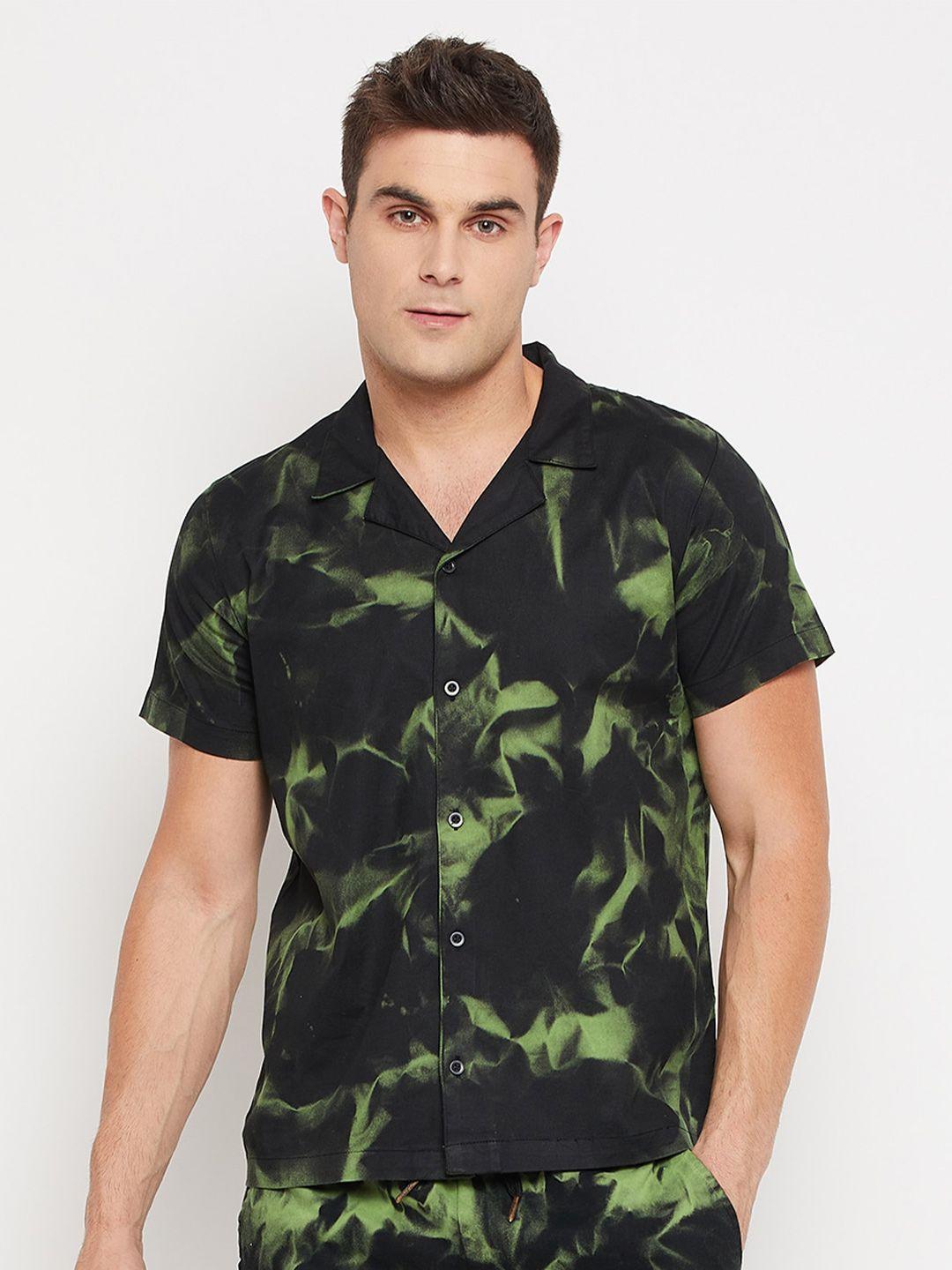 fugazee men green regular fit printed cotton casual shirt