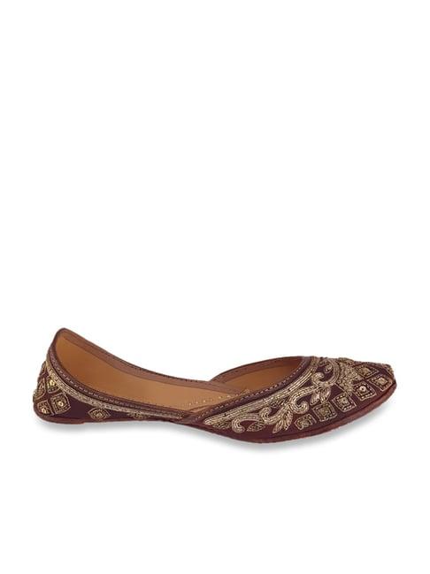 fulkari women's daisy maroon ethnic juttis