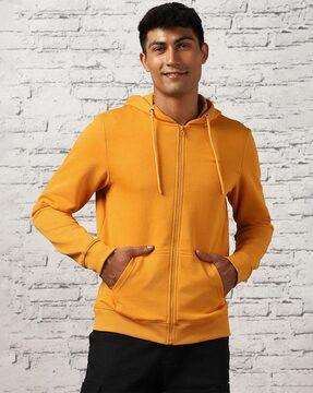 full-length sleeves hoodie with zip closure