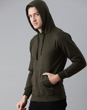 full-sleeve hoodie with insert pocket
