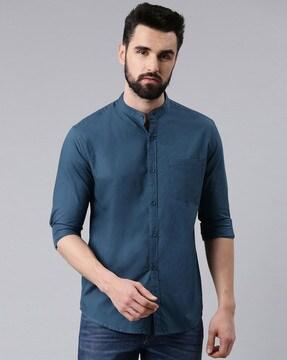 full-sleeve shirt with patch pocket