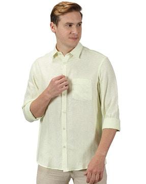 full-sleeve shirt with spread collar