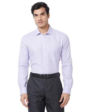 full-sleeves cutaway-collar shirt