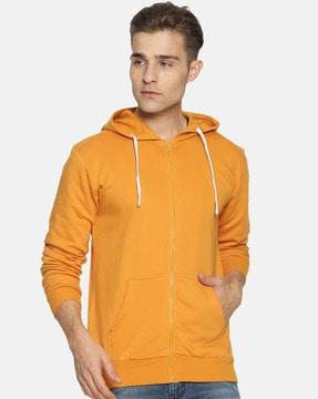 full sleeves hoodie with kangaroo pocket