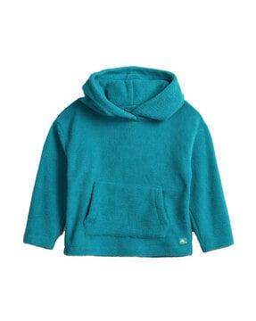 full-sleeves hoodie with kangaroo pocket