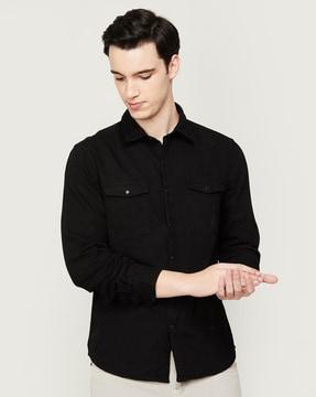 full-sleeves shirt with flap pockets