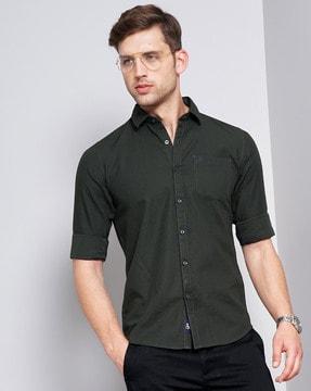 full-sleeves shirt with patch pocket