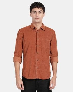 full-sleeves shirt with patch pocket