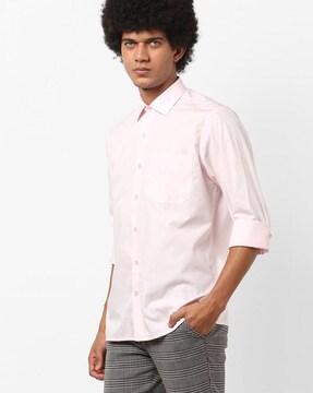 full sleeves shirt with patch pocket