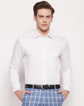 full sleeves shirt with spread collar