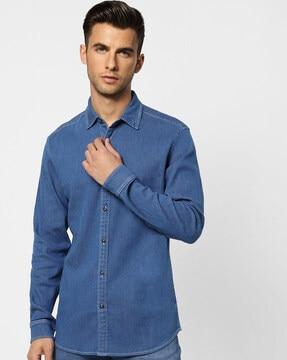 full-sleeves shirt with spread collar