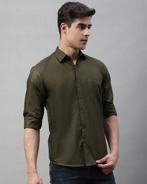 full-sleeves shirt with spread collar