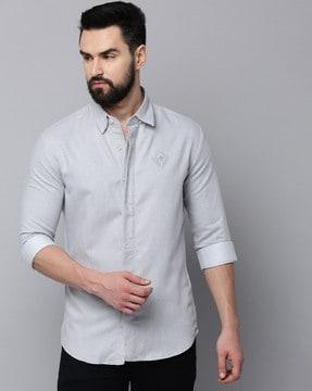 full-sleeves spread-collar shirt