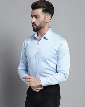 full-sleeves spread-collar shirt