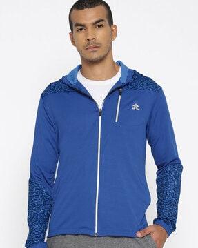 full sleeves zip-up hooded jacket