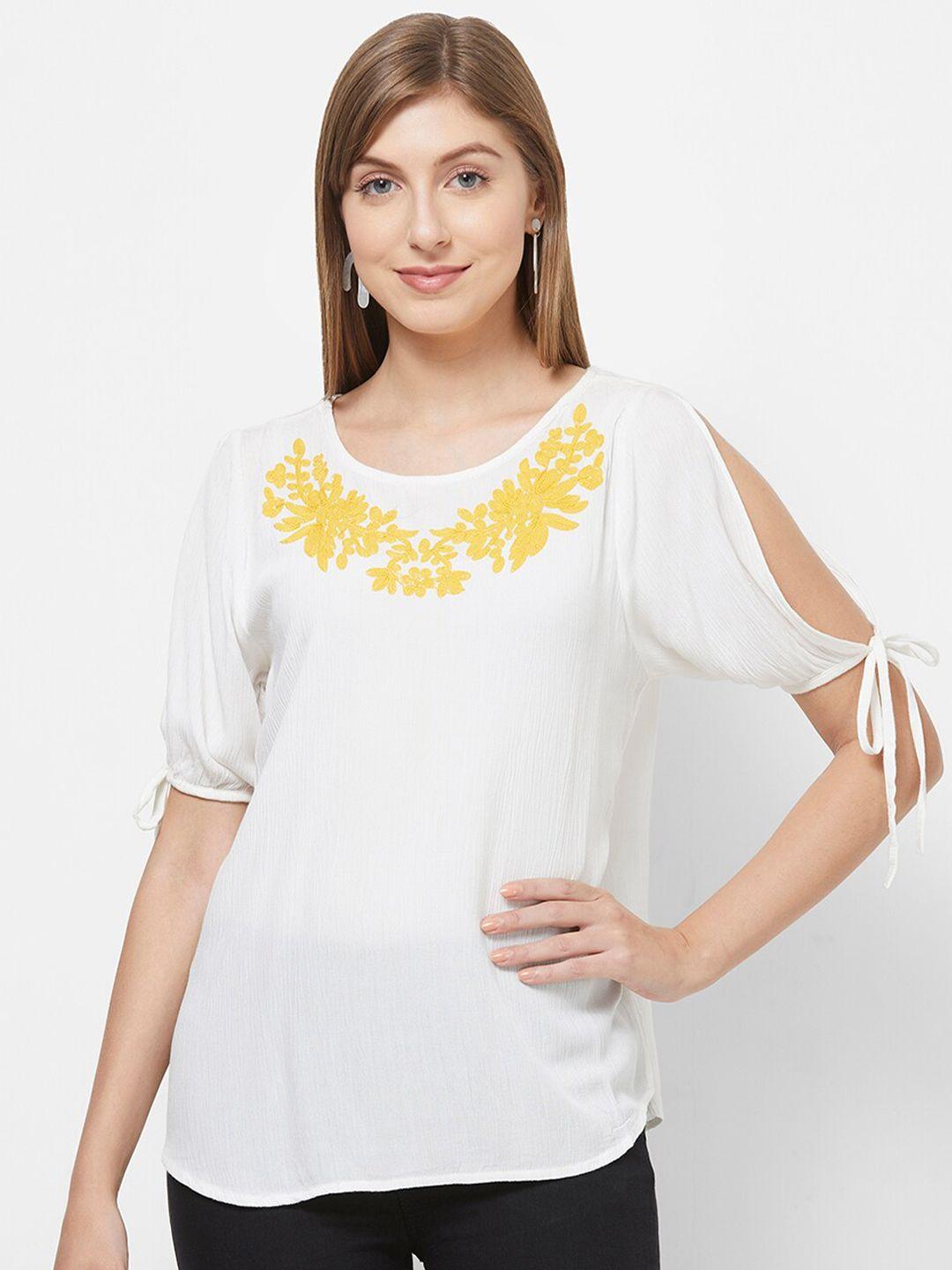 fusion beats floral embroidered slit sleeve top
