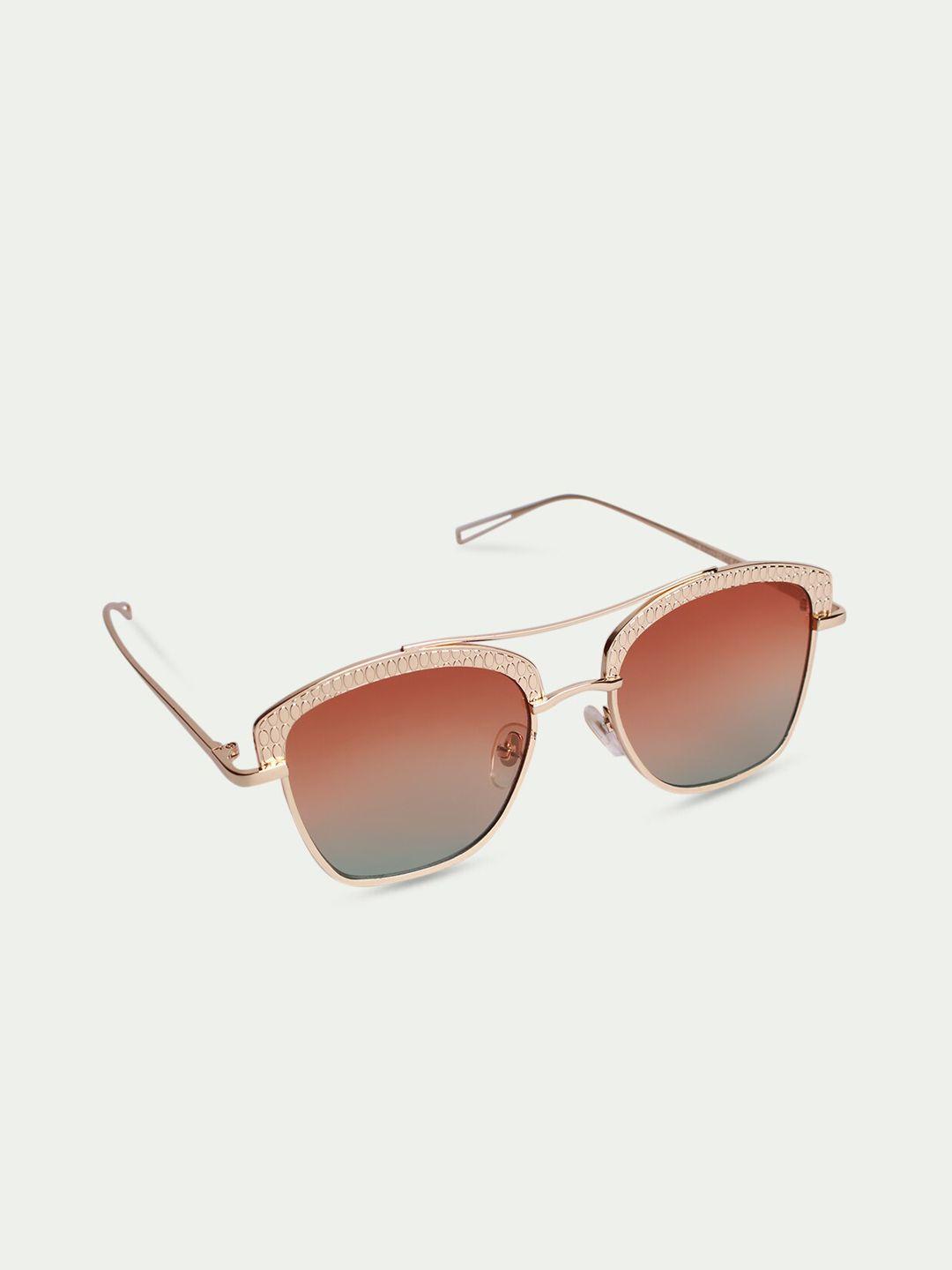 fuzoku unisex brown lens & gold-toned rectangle sunglasses with uv protected lens