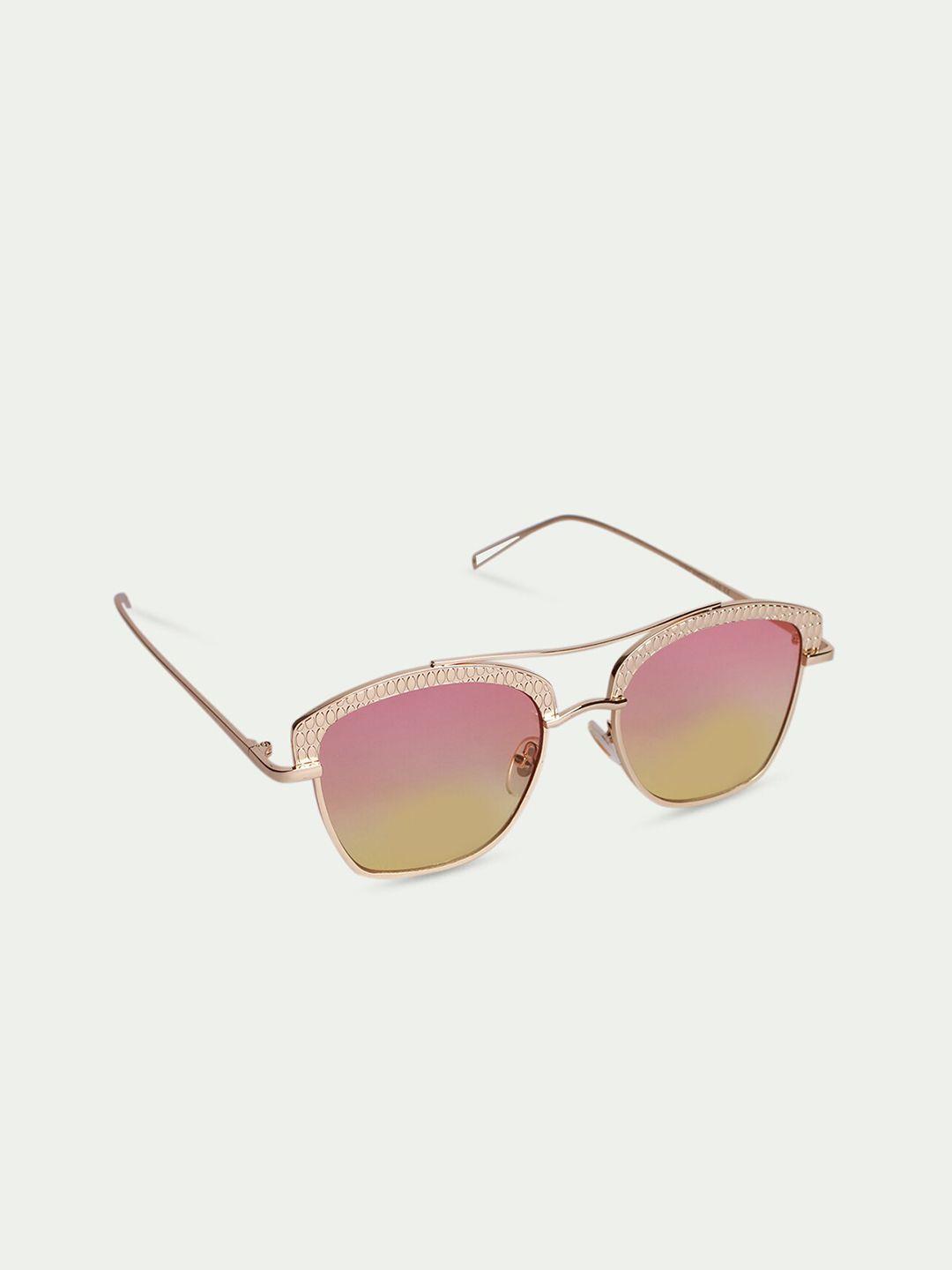 fuzoku unisex pink lens & gold-toned square sunglasses with uv protected lens fzkss2022053