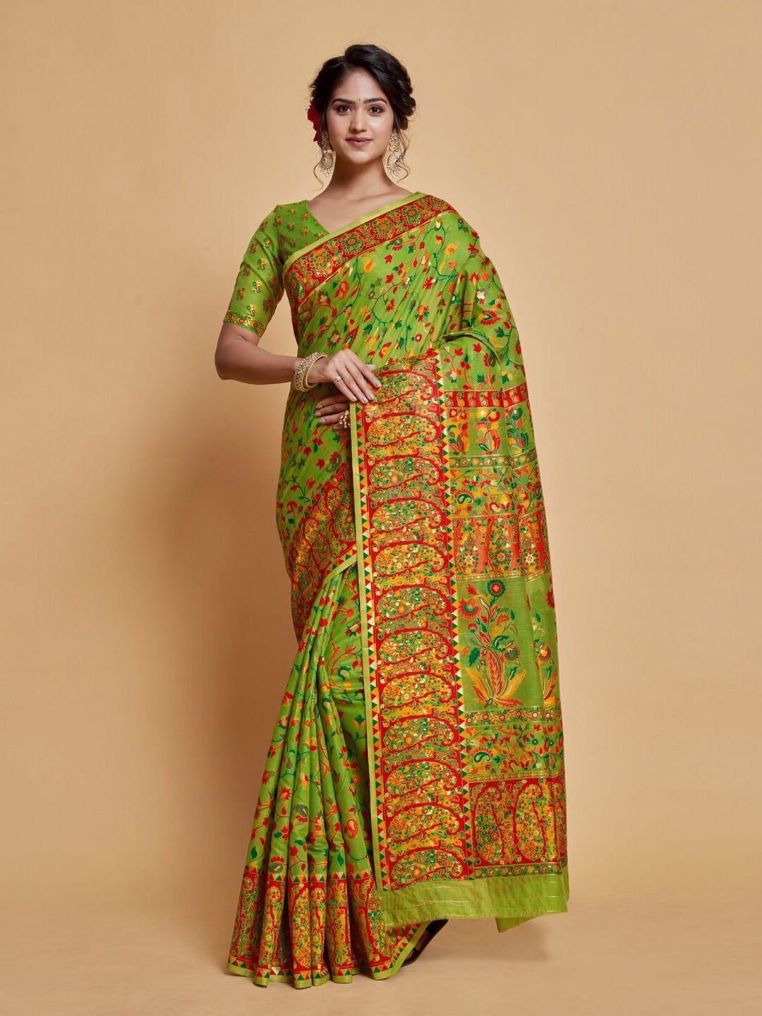 gajarai floral motif woven design zari banarasi saree