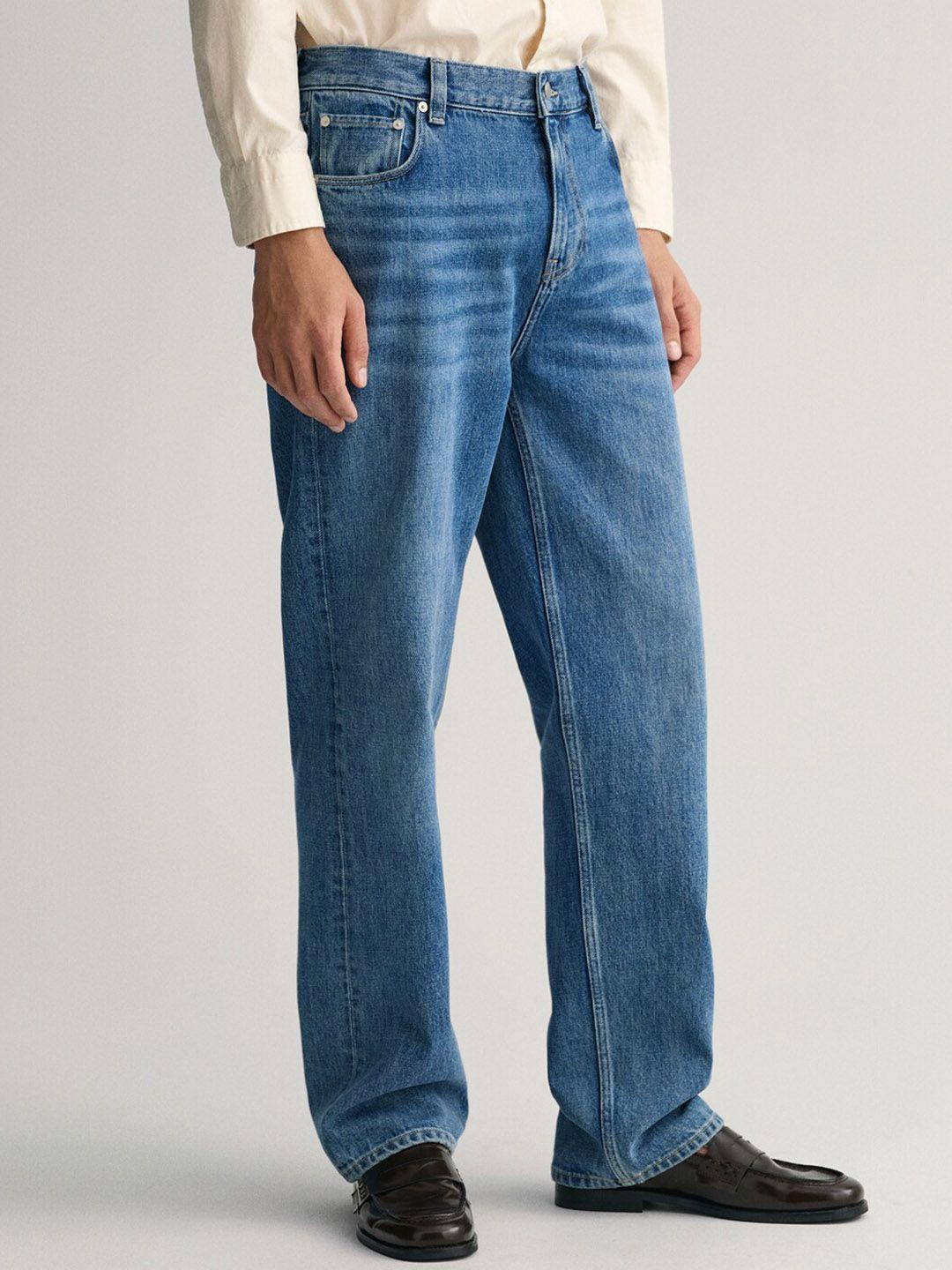 gant-men-relaxed-fit-light-fade-cotton-jeans