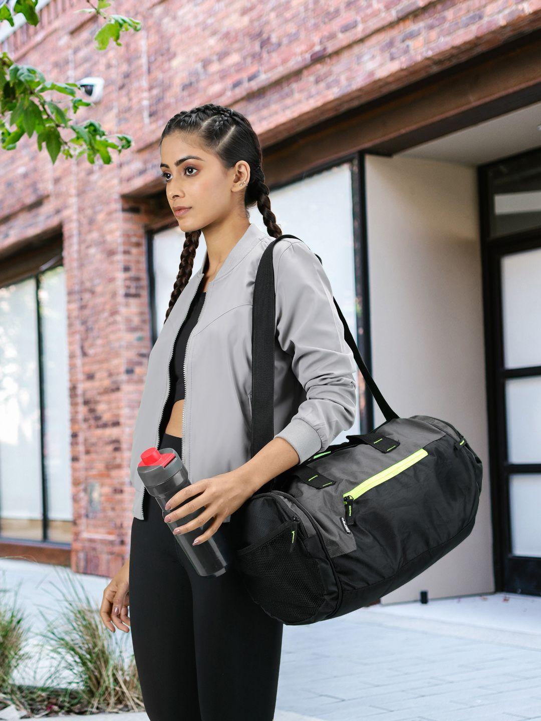 gear unisex black & grey colourblocked cross-training duffel bag