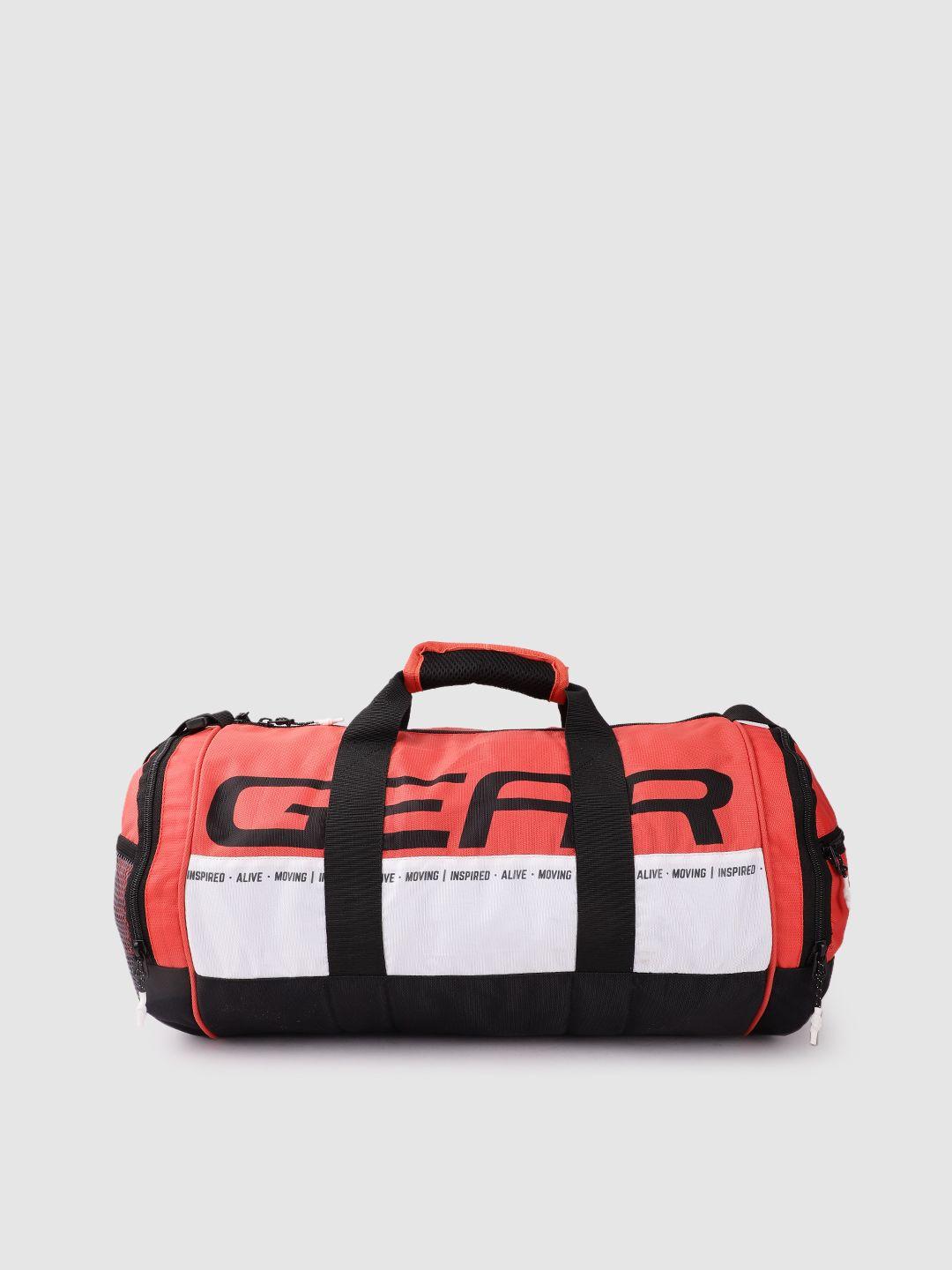 gear unisex colourblocked medium-sized duffel bag with printed detail 25l