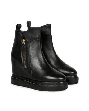 genuine leather boots with zip