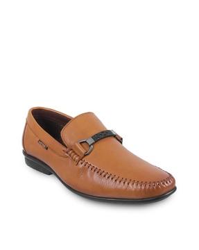 genuine leather mocassins with metal accent