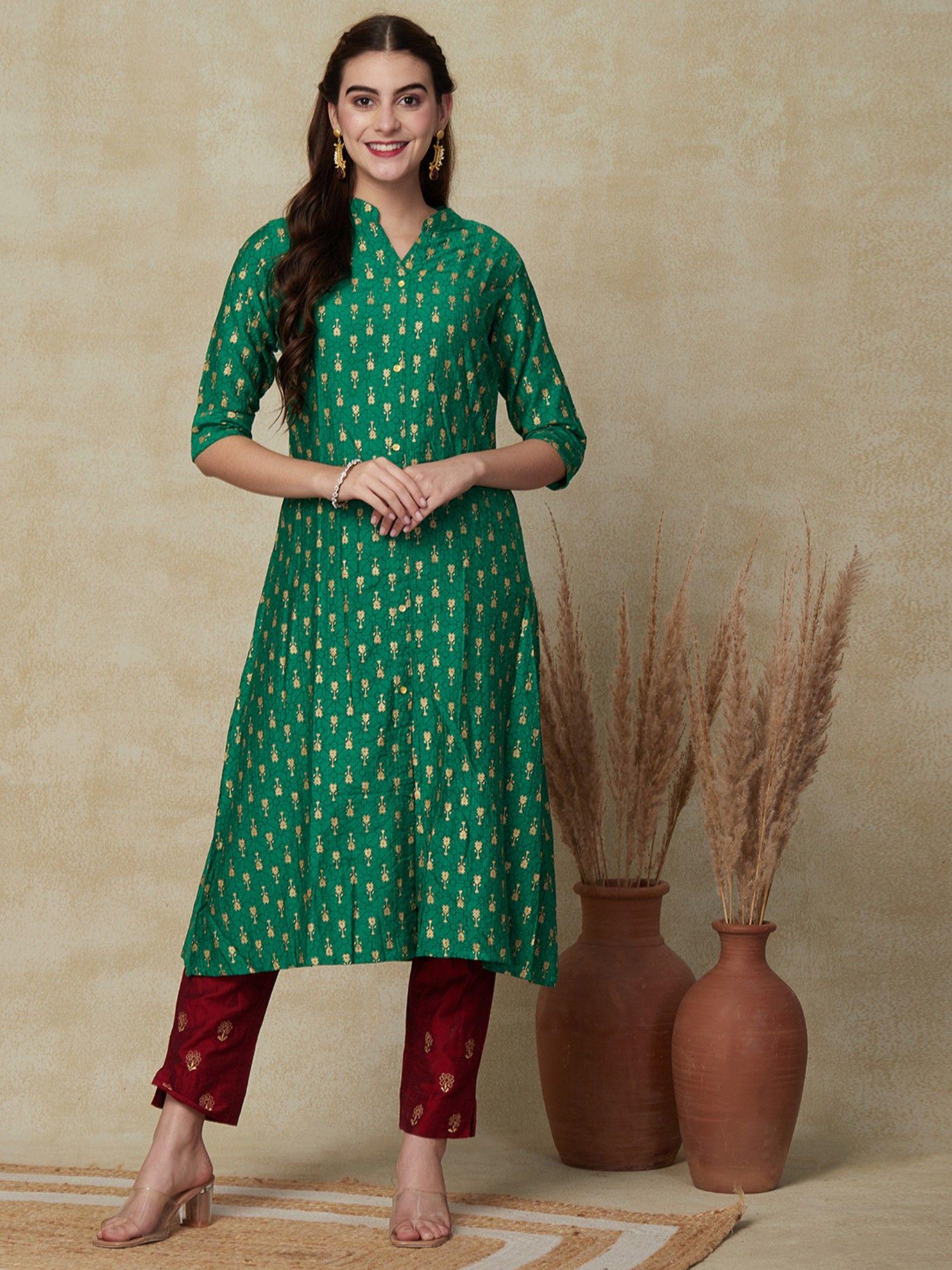 geometric & ethnic foil printed kurta - green