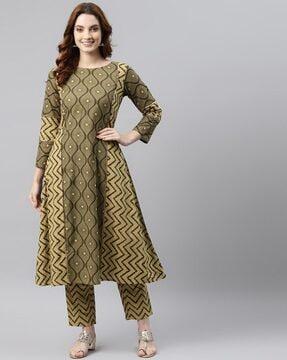 geometric a-line kurta set with dupatta