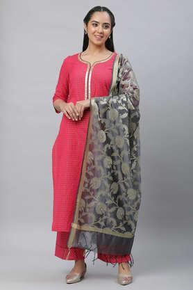 geometric knee length cotton woven women's kurta trouser dupatta set - pink