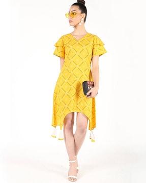 geometric print a-line dress with dipped hem