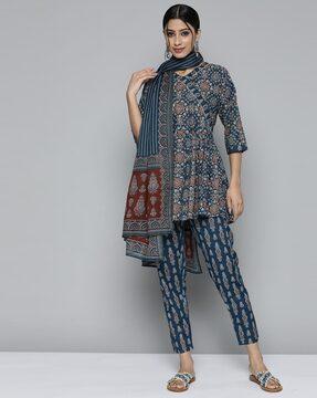 geometric print a-line kurta set with dupatta